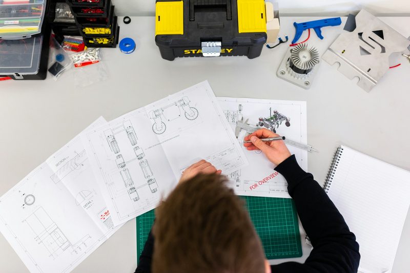 Mises en plan techniques sur l'établi